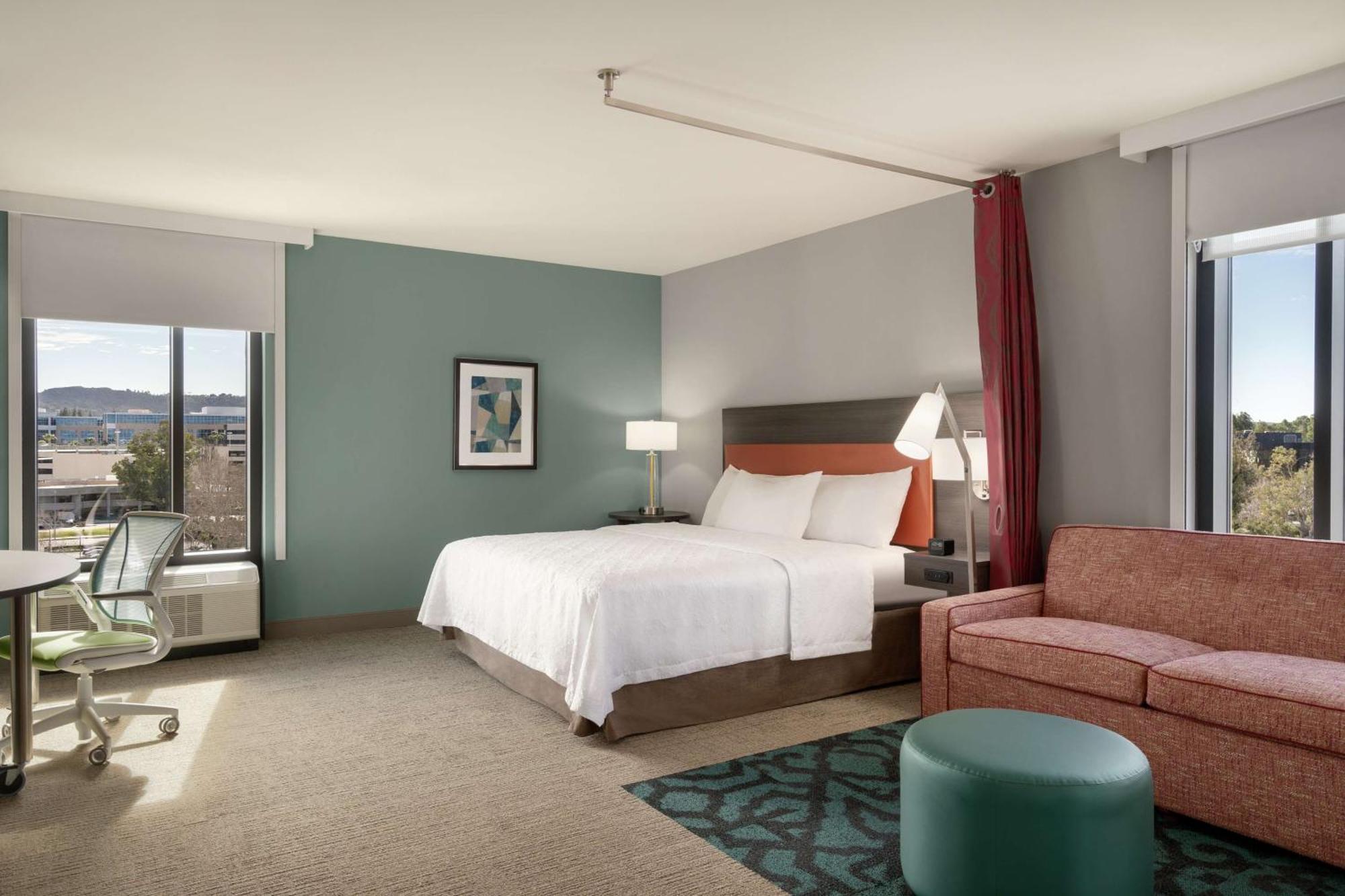 Home2 Suites By Hilton Woodland Hills Los Angeles Extérieur photo