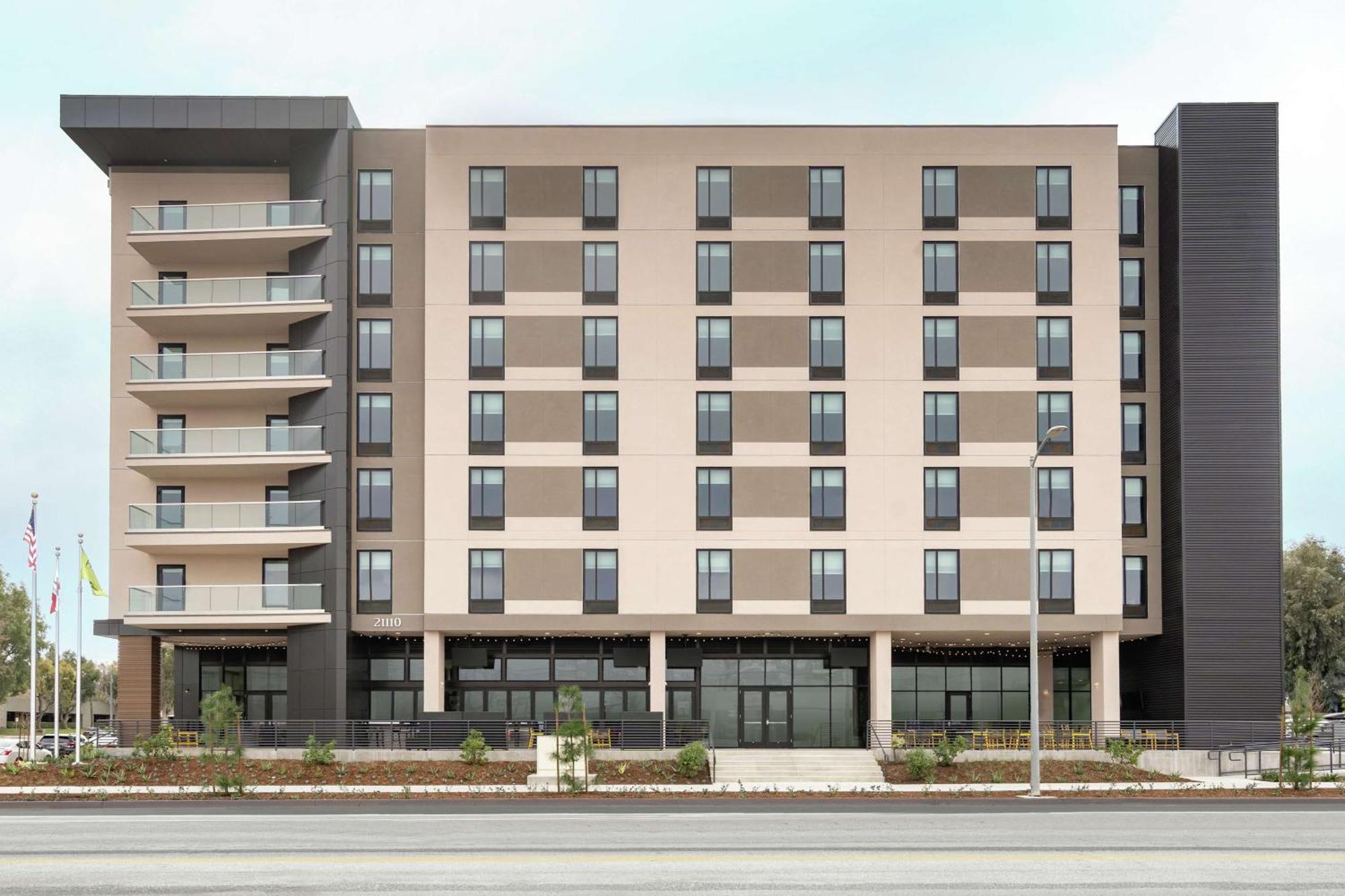 Home2 Suites By Hilton Woodland Hills Los Angeles Extérieur photo