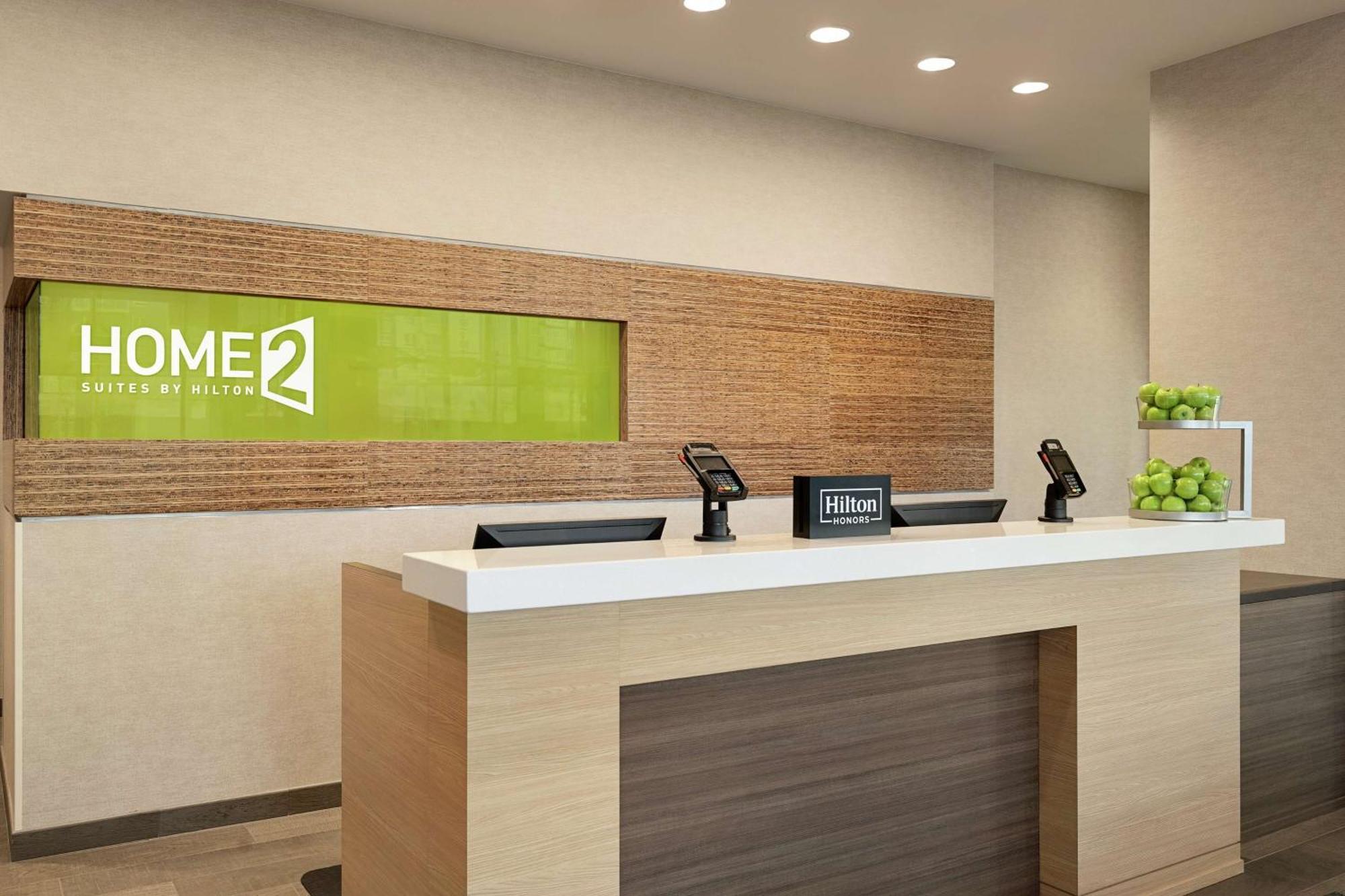 Home2 Suites By Hilton Woodland Hills Los Angeles Extérieur photo