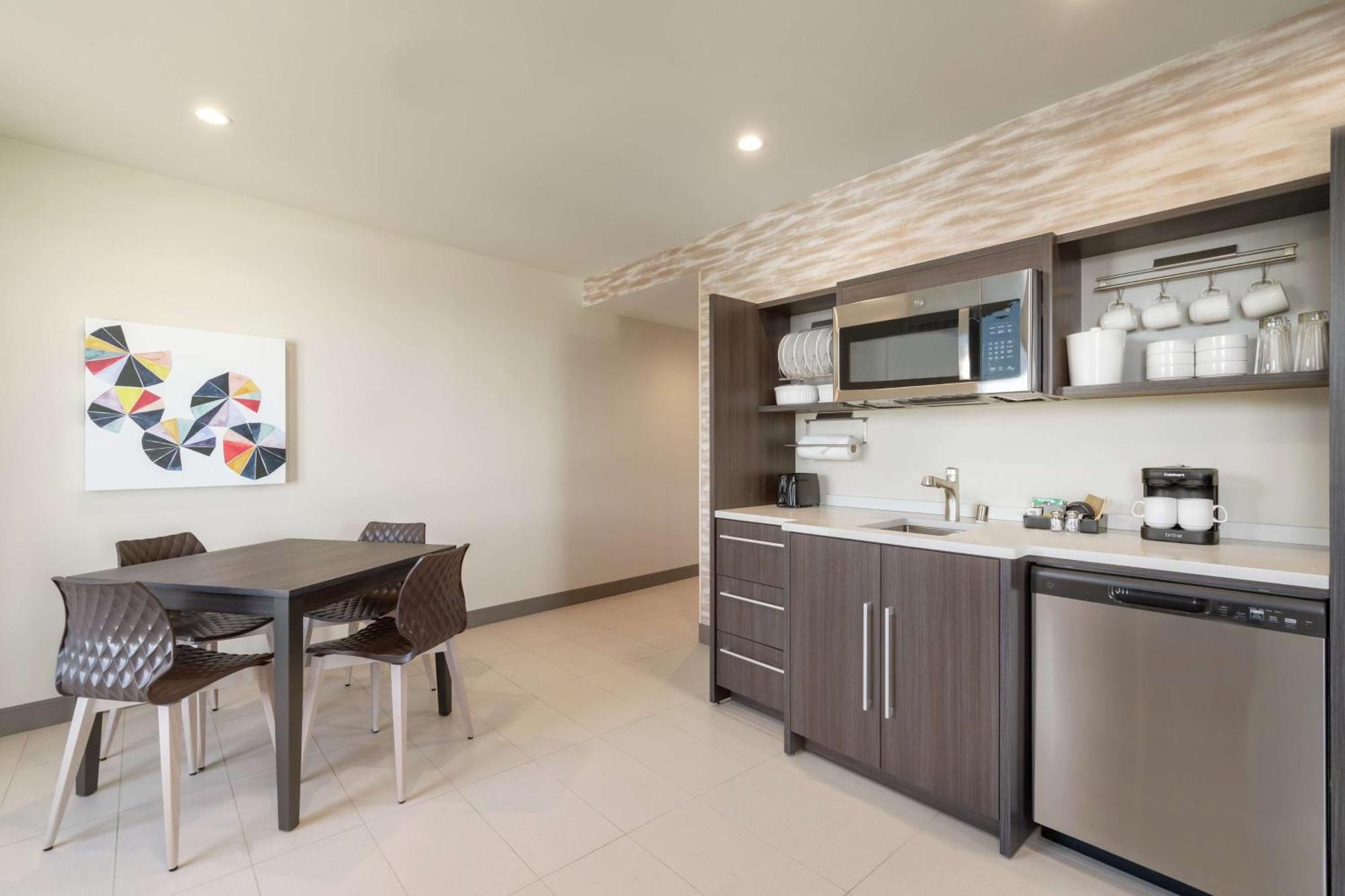 Home2 Suites By Hilton Woodland Hills Los Angeles Extérieur photo