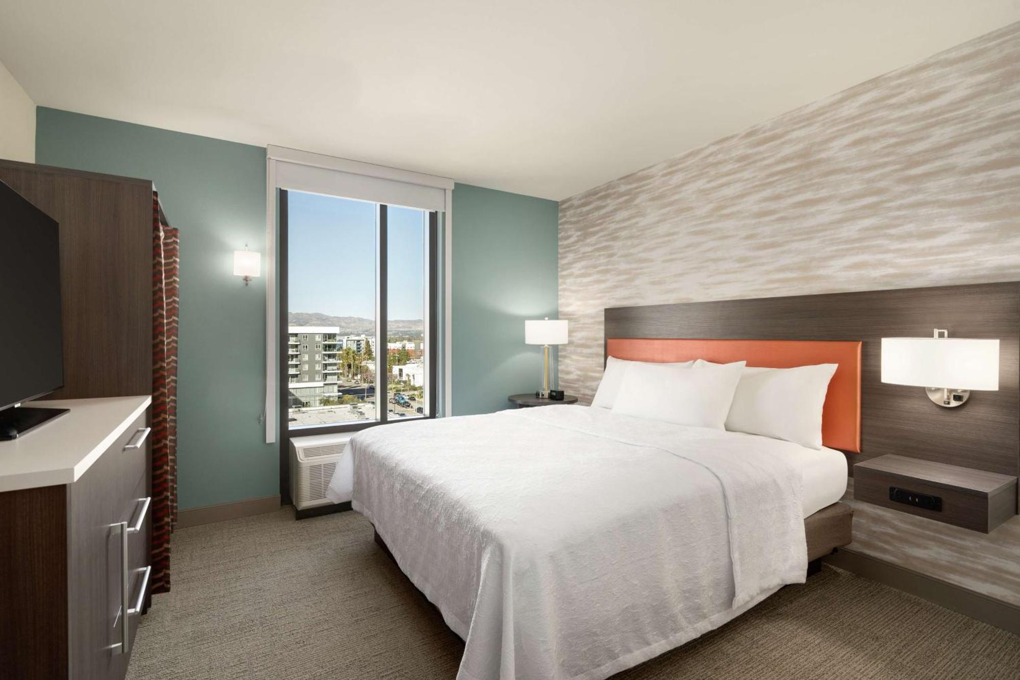 Home2 Suites By Hilton Woodland Hills Los Angeles Extérieur photo